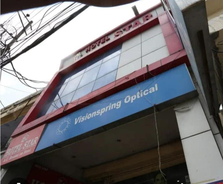 OYO 15481 Hotel Star Karnāl Exterior foto